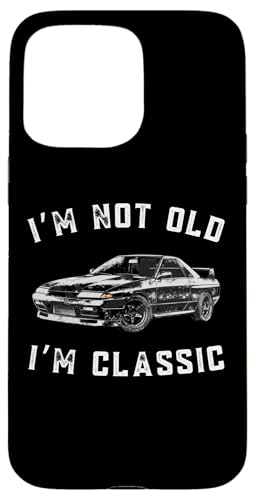 R32-Auto Ich bin nicht alt Ich bin ein klassisches Lustiges Auto Jdm Motorsports Hülle für iPhone 15 Pro Max R32-Auto Ich bin nicht alt Ich bin ein klassisches Lustiges Auto Jdm Motorsports Hülle für iPhone 15 Pro Max von Rev Oni JDM Car Art