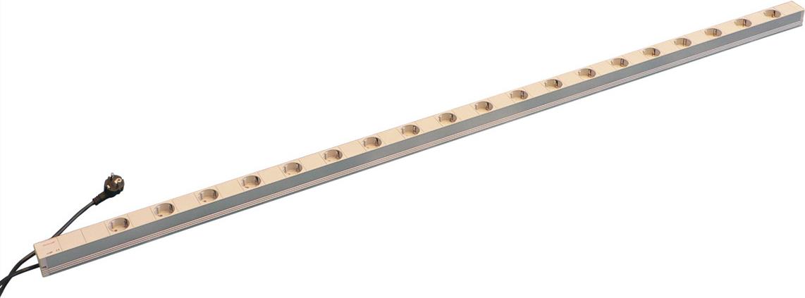 SCHROFF Steckdosenleiste (Rack - einbaufähig) - Wechselstrom 230 V - Eingabe, Eingang French / UTE - Ausgangsanschlüsse: 19 (power CEE 7/3) (60110205) von SCHROFF