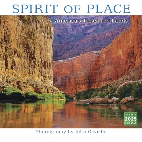 The Spirit of Place Wandkalender 2025 – Die Fotografie von John Gavrilis 30,5 x 30,5 cm The Spirit of Place Wandkalender 2025 – Die Fotografie von John Gavrilis 30,5 x 30,5 cm von SELLERS PUBLISHING, INC.
