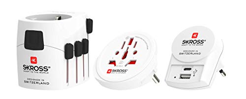 SKROSS | 1.302523 | PRO + USB (AC) | Universal-Reiseadapter - 1 USB Typ C 3.0A und 1 Typ A 2.4A Ports - Spannung und Leistung 100V - 700W / 250V - 1750W. Anti-Stromschlagschutz von SKROSS