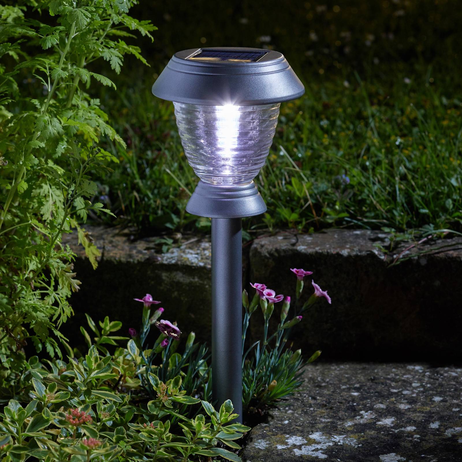LED-Solar-Erdspieß Triton 365, 4er-Set, anthrazit, 41,5 cm LED-Solar-Erdspieß Triton 365, 4er-Set, anthrazit, 41,5 cm von SMART GARDEN