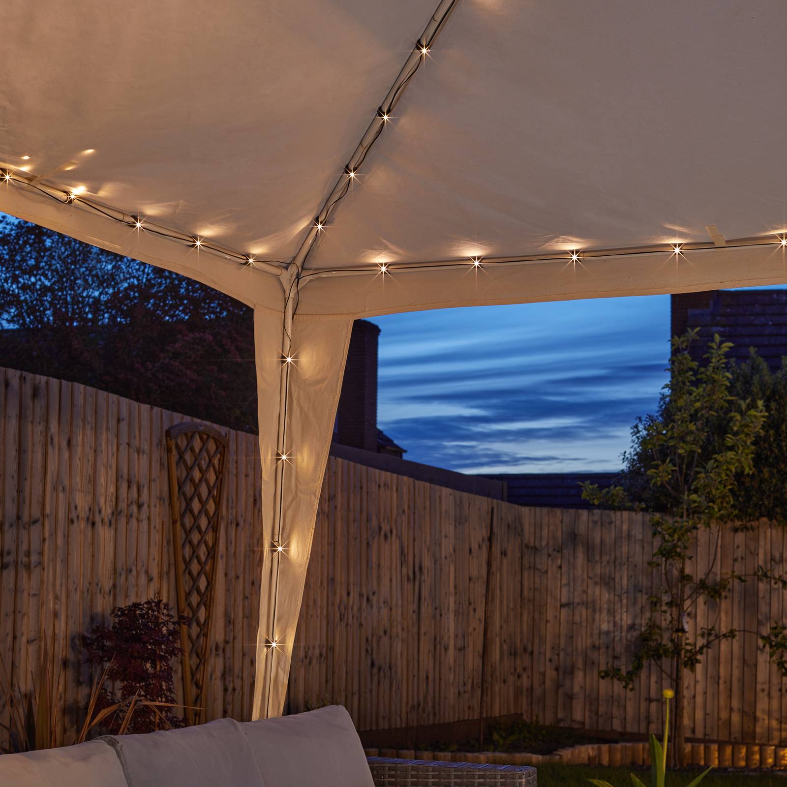 LED-Solar-Lichterkette Gazebo, 140-flammig von SMART GARDEN