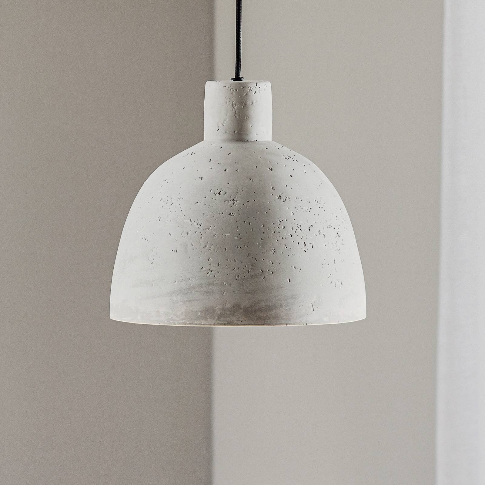 Hängeleuchte Cona aus Beton, Ø 28 cm von SOLLUX LIGHTING