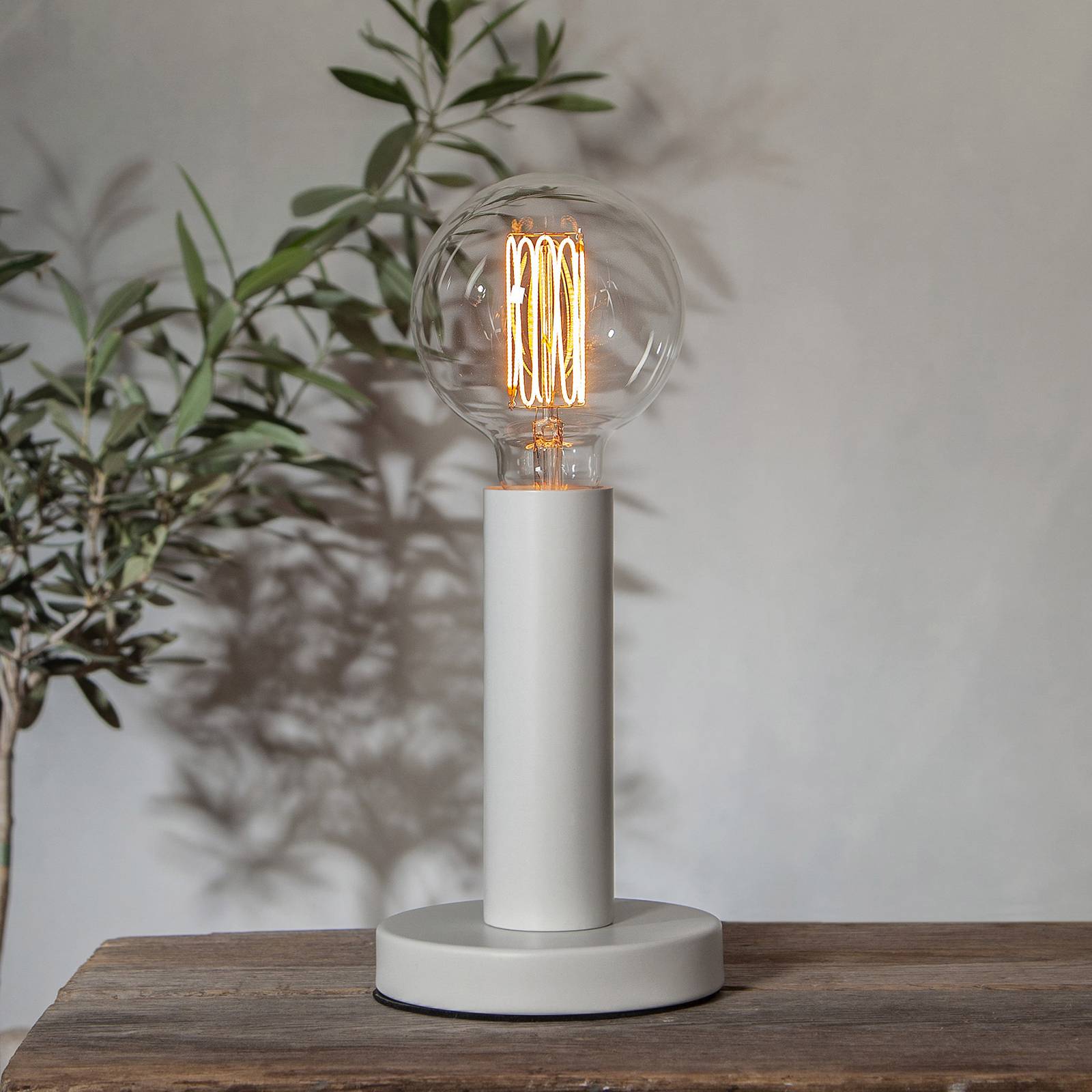 LED-Globe G95 Filament E27 3,8W 1800K dimmbar LED-Globe G95 Filament E27 3,8W 1800K dimmbar von STAR TRADING