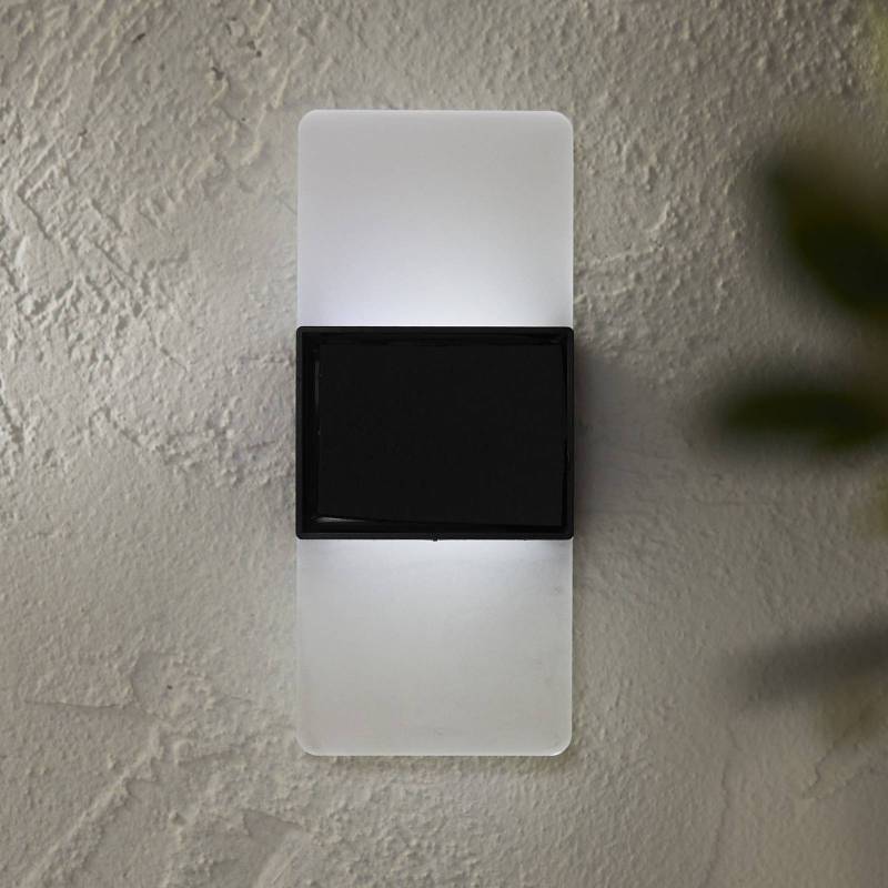 LED-Solar-Außenwandleuchte Wally, 14x6 cm weiß gefrostet CCT von STAR TRADING