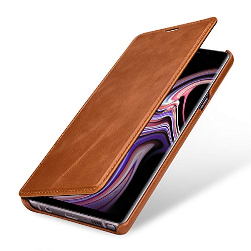 STILGUT Book Type Lederhülle für Samsung Galaxy Note 9. Seitlich klappbares Flip-Case aus Echtleder, Cognac von STILGUT