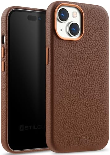 STILGUT Cover kompatibel mit iPhone 15 Hülle aus Leder - iPhone 15 Case aus Leder Kompatibel mit MagSafe mit Tasten & Kameraeinfassung aus Metall, Ledercase - Cognac von STILGUT