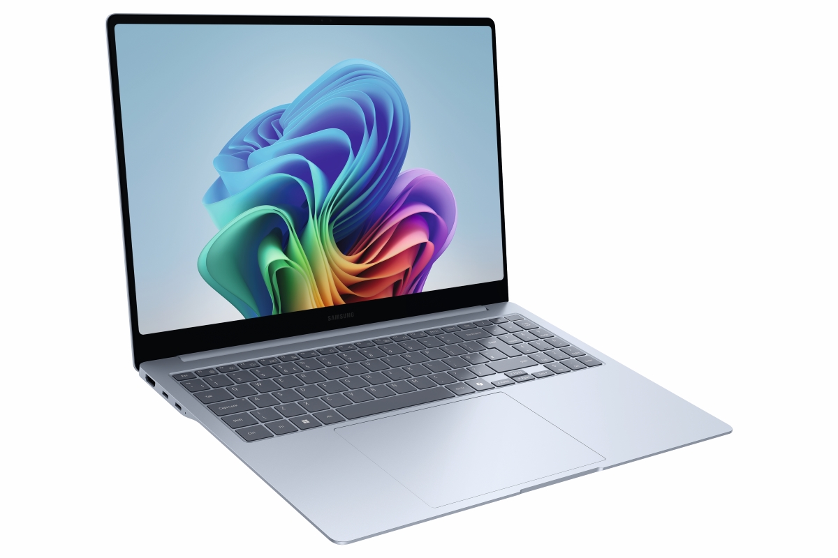 Samsung Galaxy Book Edge 15,6 - 15,6 Zoll 8CX CPU 256 GB SSD 16 GB RAM W11H Icy Blue Samsung Galaxy Book Edge 15,6 - 15,6 Zoll 8CX CPU 256 GB SSD 16 GB RAM W11H Icy Blue von Samsung