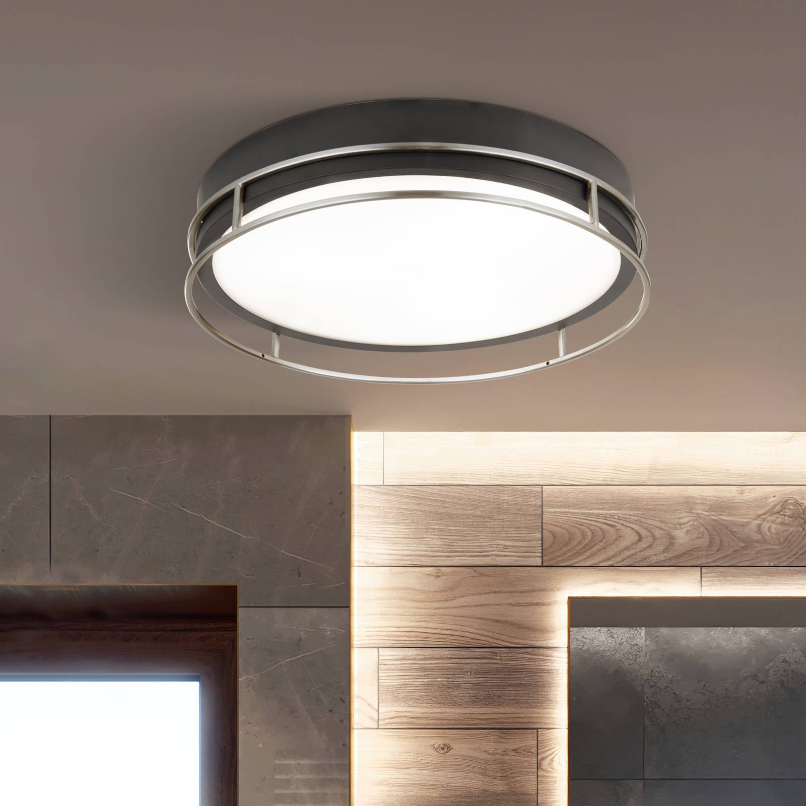 Deckenleuchte Phoenix, Ø 40 cm, schwarz / chrom, IP44 Deckenleuchte Phoenix, Ø 40 cm, schwarz / chrom, IP44 von Searchlight