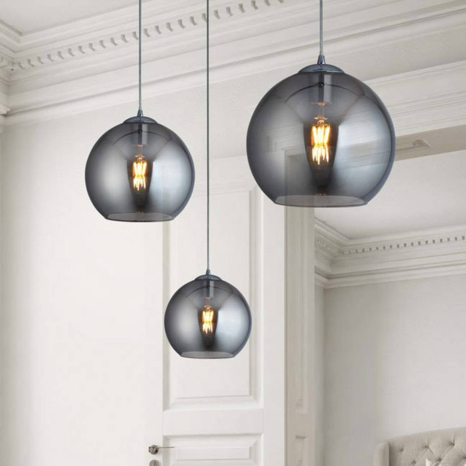 Hängeleuchte Balls, Glaskugel rauchfarben, Ø 30cm Hängeleuchte Balls, Glaskugel rauchfarben, Ø 30cm von Searchlight