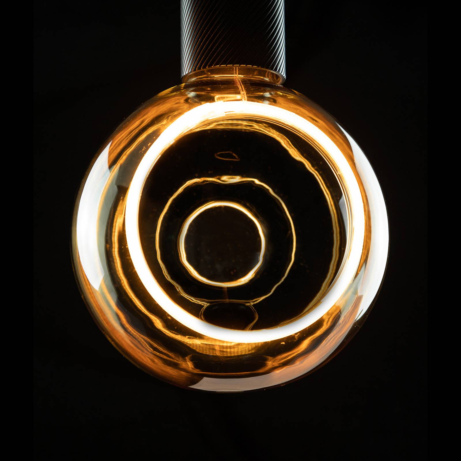 SEGULA LED-Floating-Globe G150 E27 4,5W gold 90° von Segula