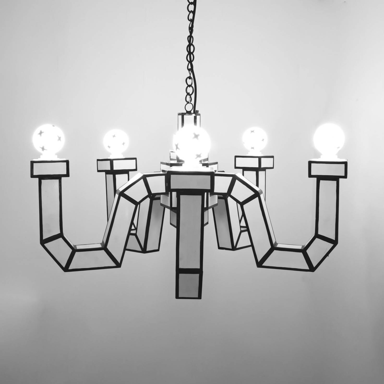 SELETTI Cut & Paste LED-Kronleuchter, fünfflammig SELETTI Cut & Paste LED-Kronleuchter, fünfflammig von Seletti