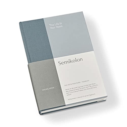 Semikolon 368682 – The Life in Your Years, 5-Jahres Tagebuch A5 Format, Diary mit Buchleineneinband, Deutsch – Sea Salt von Semikolon