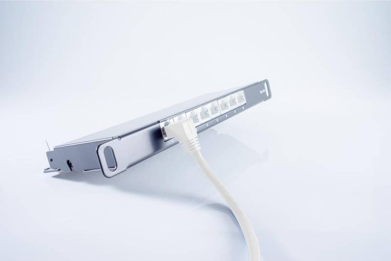 S/CONN maximum connectivity Netzwerkkabel-Patchkabel, cat 6, S/FTP, PIMF, Winkel-gerade, weiß, 2,0m (08-64036) von ShiverPeaks