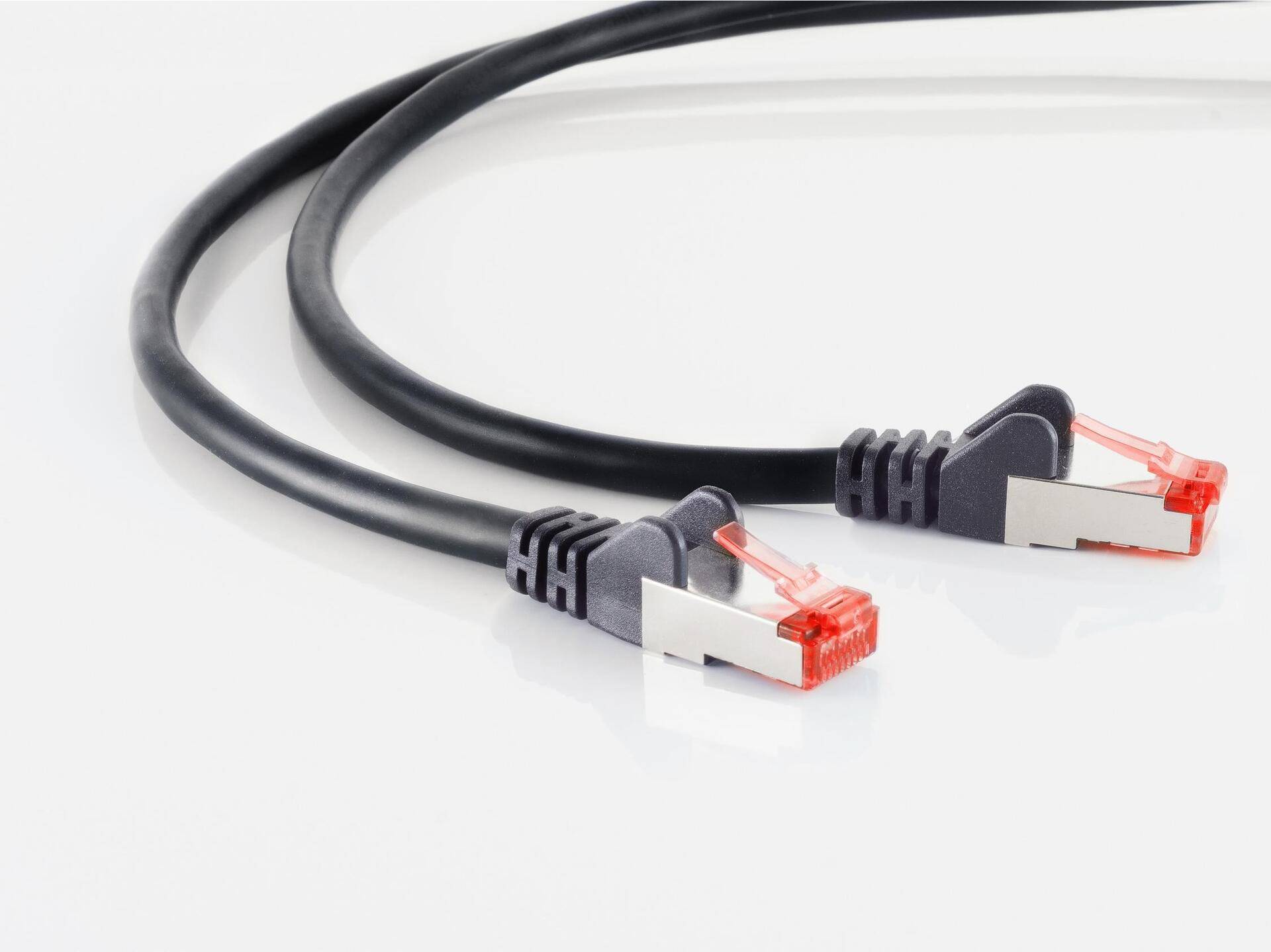 S/CONN maximum connectivity Netzwerkkabel-Patchkabel, cat 6A, S/FTP, PIMF, Halogenfrei, GHMT-ZERTIFIZIERT, schwarz, 50,0m (75750-AS) von ShiverPeaks