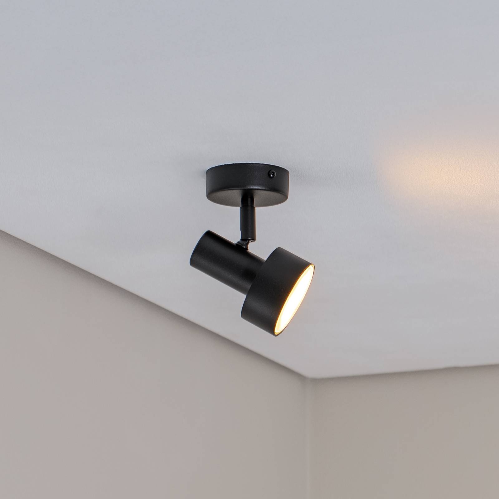 Deckenstrahler Mona, 1-flammig, schwarz, beweglich, Stahl Deckenstrahler Mona, 1-flammig, schwarz, beweglich, Stahl von Sigma