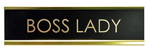 Signs ByLITA Boss Lady Schreibtischschild, 5,1 x 20,3 cm, modernes Leadership-Namensschild, Schwarz / Gold Signs ByLITA Boss Lady Schreibtischschild, 5,1 x 20,3 cm, modernes Leadership-Namensschild, Schwarz / Gold von Signs ByLITA