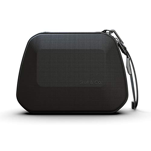 Skull & Co. Controller Case: Portable Hard Shell Protective Travel Carrying Case for PS5 DualSense Controller - Black Skull & Co. Controller Case: Portable Hard Shell Protective Travel Carrying Case for PS5 DualSense Controller - Black von Skull & Co.