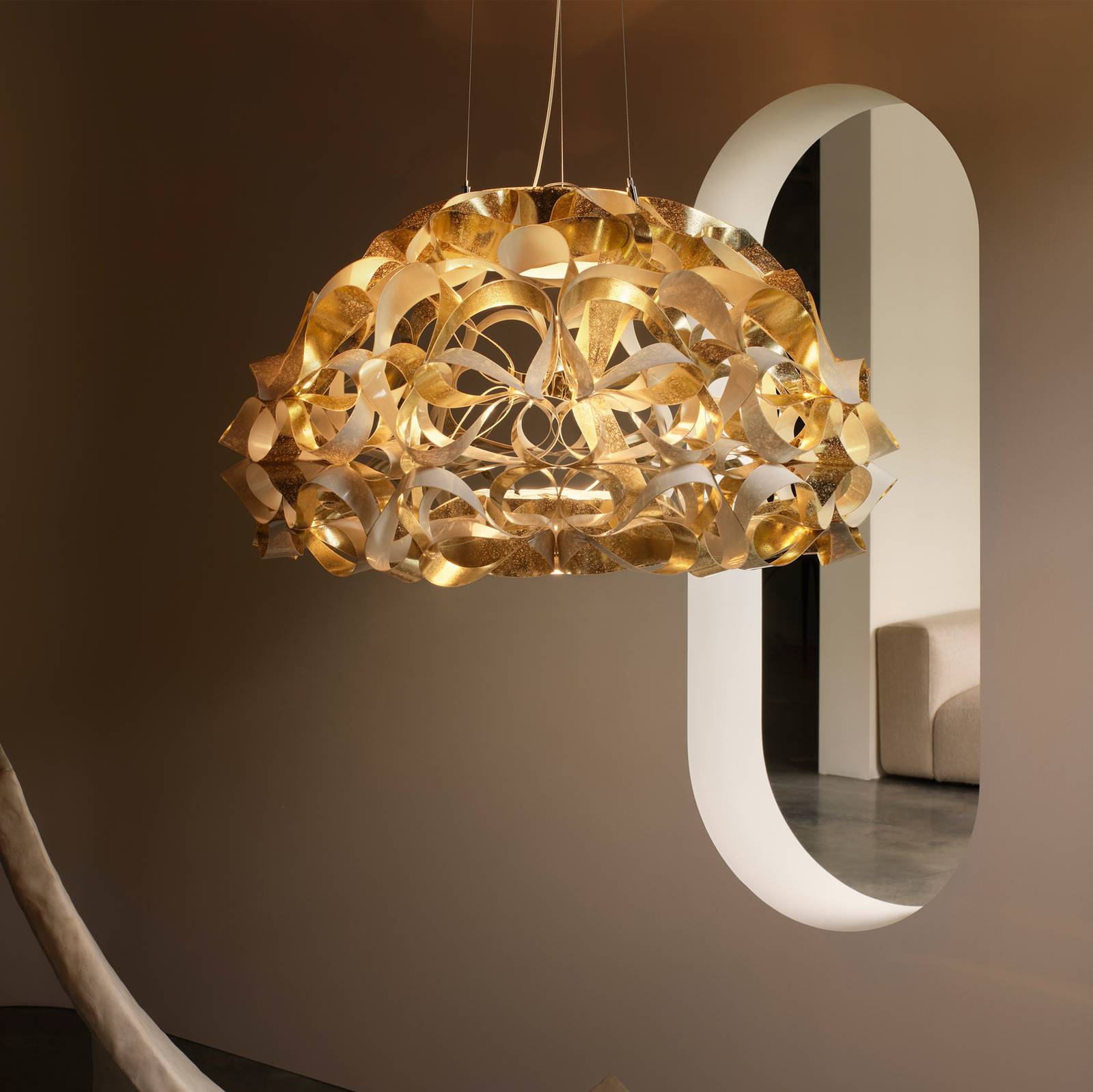 Slamp Hängelampe Quantica, goldfarben, Ø 75 cm von Slamp