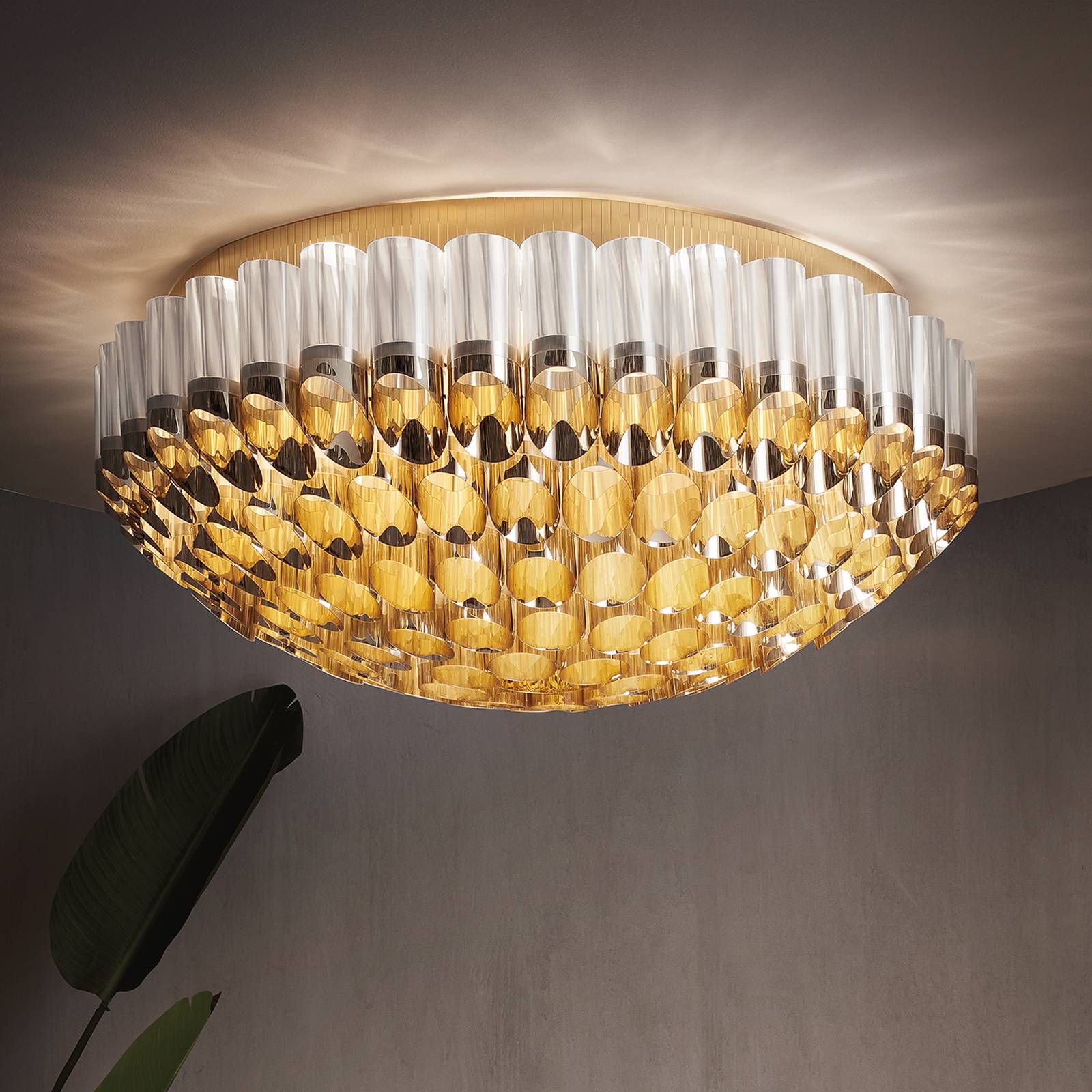 Slamp Odeon Ceiling Deckenleuchte, gold, Ø 102 cm Slamp Odeon Ceiling Deckenleuchte, gold, Ø 102 cm von Slamp