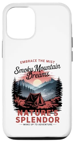 Vintage-Camping im Freien Smoky Mountains Hülle für iPhone 12/12 Pro von Smoky Mountains - Hike the Fog - Embrace the Wild