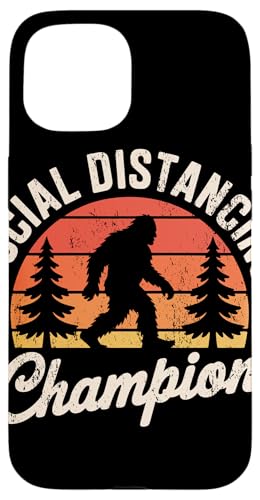 Social Distancing Champion Retro Bigfoot Hülle für iPhone 15 Social Distancing Champion Retro Bigfoot Hülle für iPhone 15 von Squatch'n Retro Humor Social Distancing