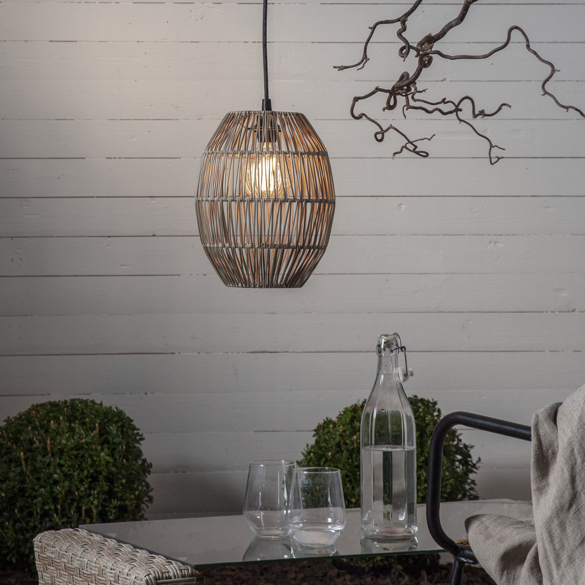 Dekoleuchte/Lampenschirm aus Rattan - D: 24cm, H: 30cm - für E27 Fassungen - outdoor - beige Dekoleuchte/Lampenschirm aus Rattan - D: 24cm, H: 30cm - für E27 Fassungen - outdoor - beige von StarTrading