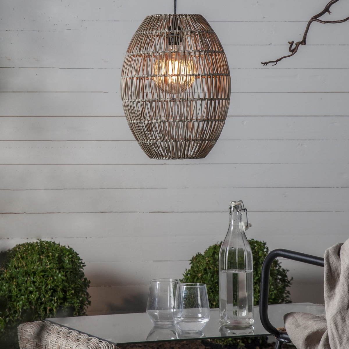Dekoleuchte/Lampenschirm aus Rattan - D: 30cm, H: 40cm - für E27 Fassungen - outdoor - beige Dekoleuchte/Lampenschirm aus Rattan - D: 30cm, H: 40cm - für E27 Fassungen - outdoor - beige von StarTrading
