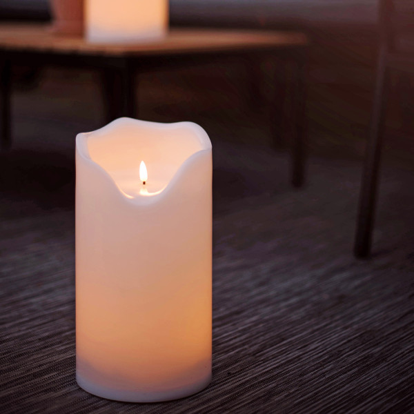 LED XXL Stumpenkerze Flamme - Kunststoff - flackernde 3D Flamme - ... LED XXL Stumpenkerze Flamme - Kunststoff - flackernde 3D Flamme - ... von StarTrading