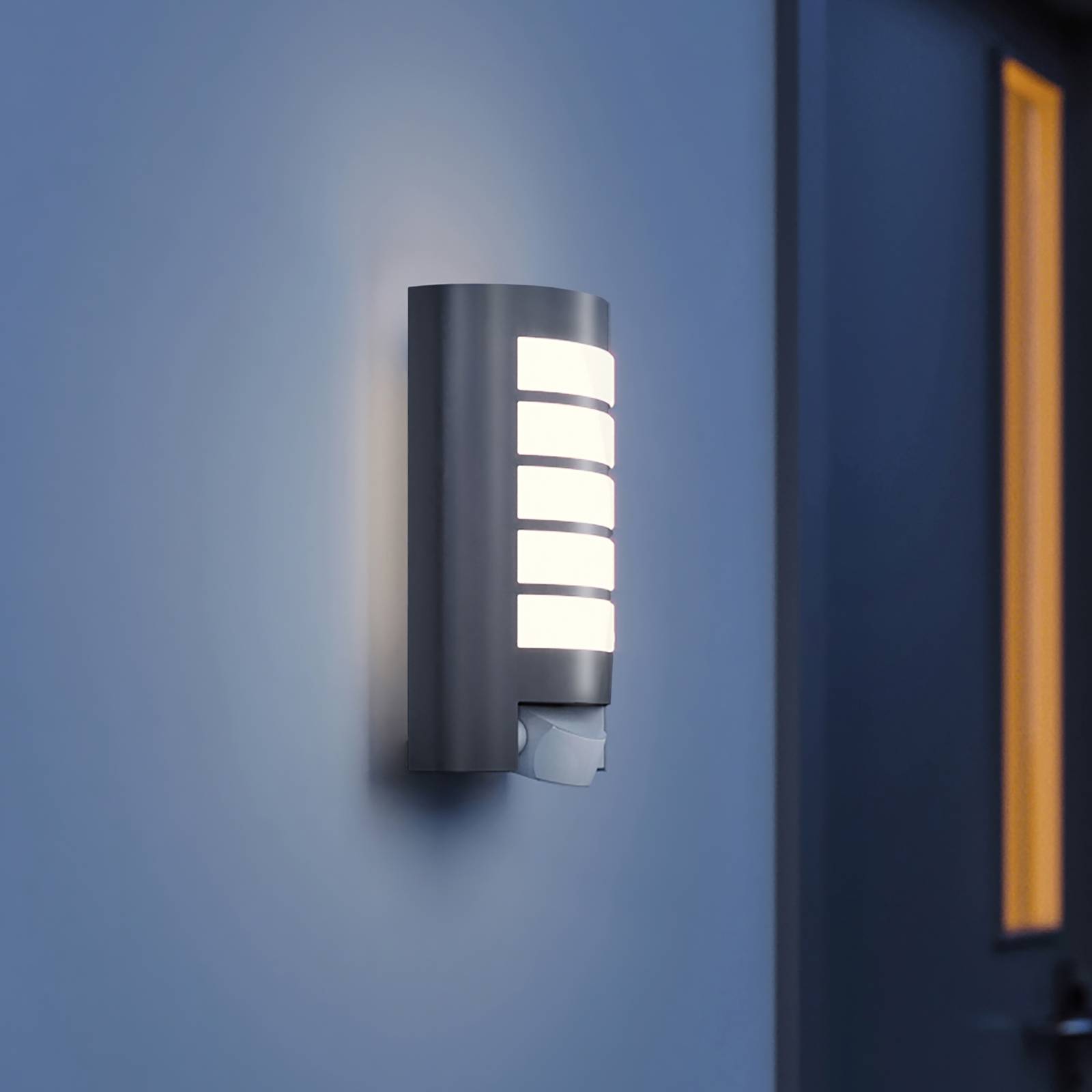 STEINEL L 12 S Sensor-Außenwandleuchte, anthrazit STEINEL L 12 S Sensor-Außenwandleuchte, anthrazit von Steinel