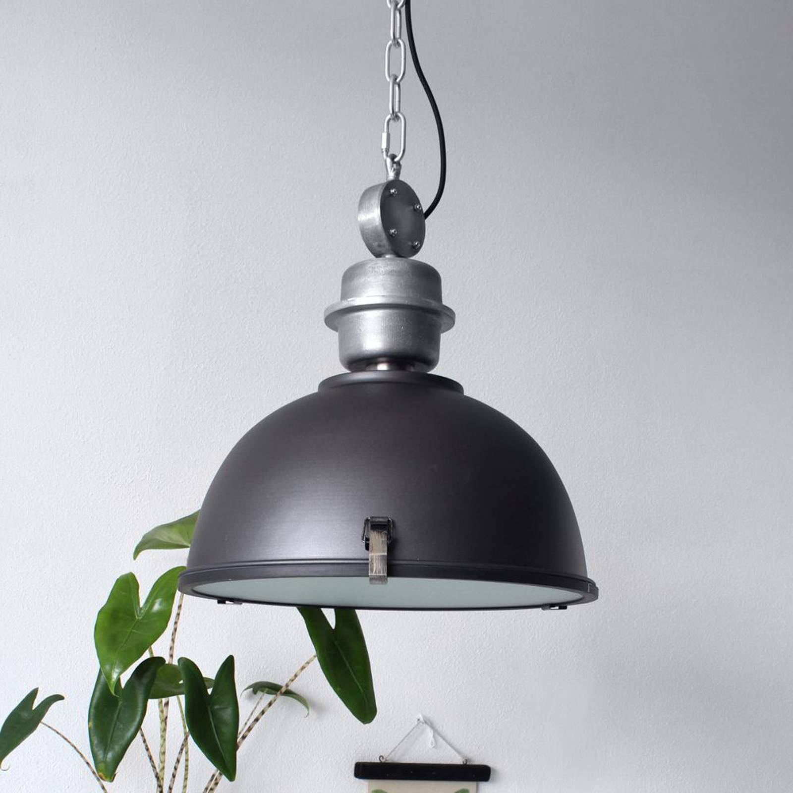 Hängeleuchte Bikkel, Ø 42 cm, schwarz, Metall, Glas, E27 Hängeleuchte Bikkel, Ø 42 cm, schwarz, Metall, Glas, E27 von Steinhauer