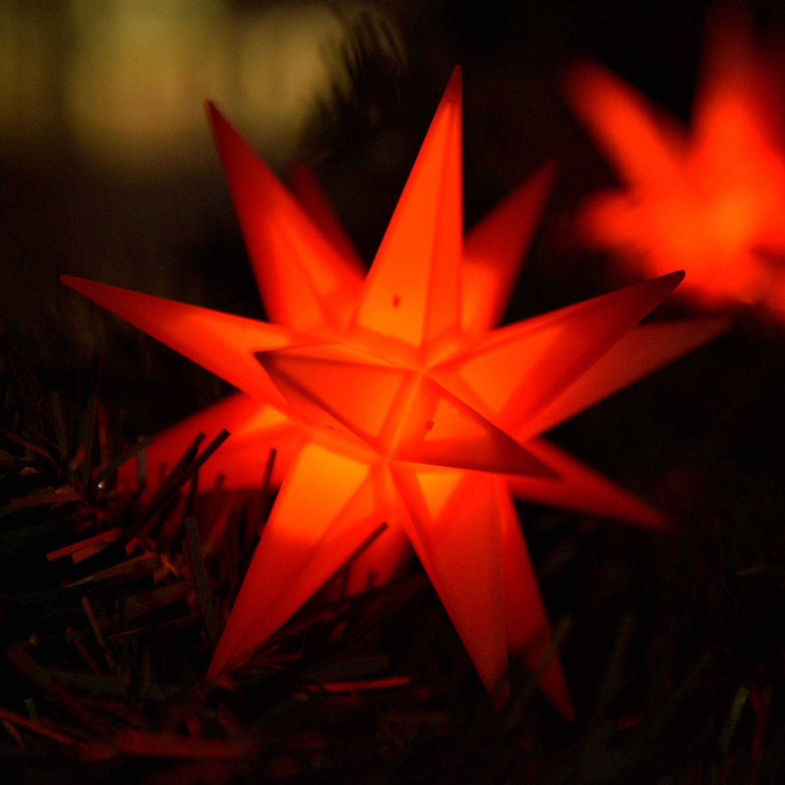 Lichterkette LED mit 9 Sternen f. außen rot Lichterkette LED mit 9 Sternen f. außen rot von Sterntaler