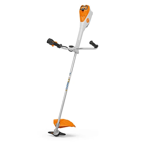 Stihl FSA 135 Akku-Freischneider mit Mähmesser Stihl FSA 135 Akku-Freischneider mit Mähmesser von Stihl