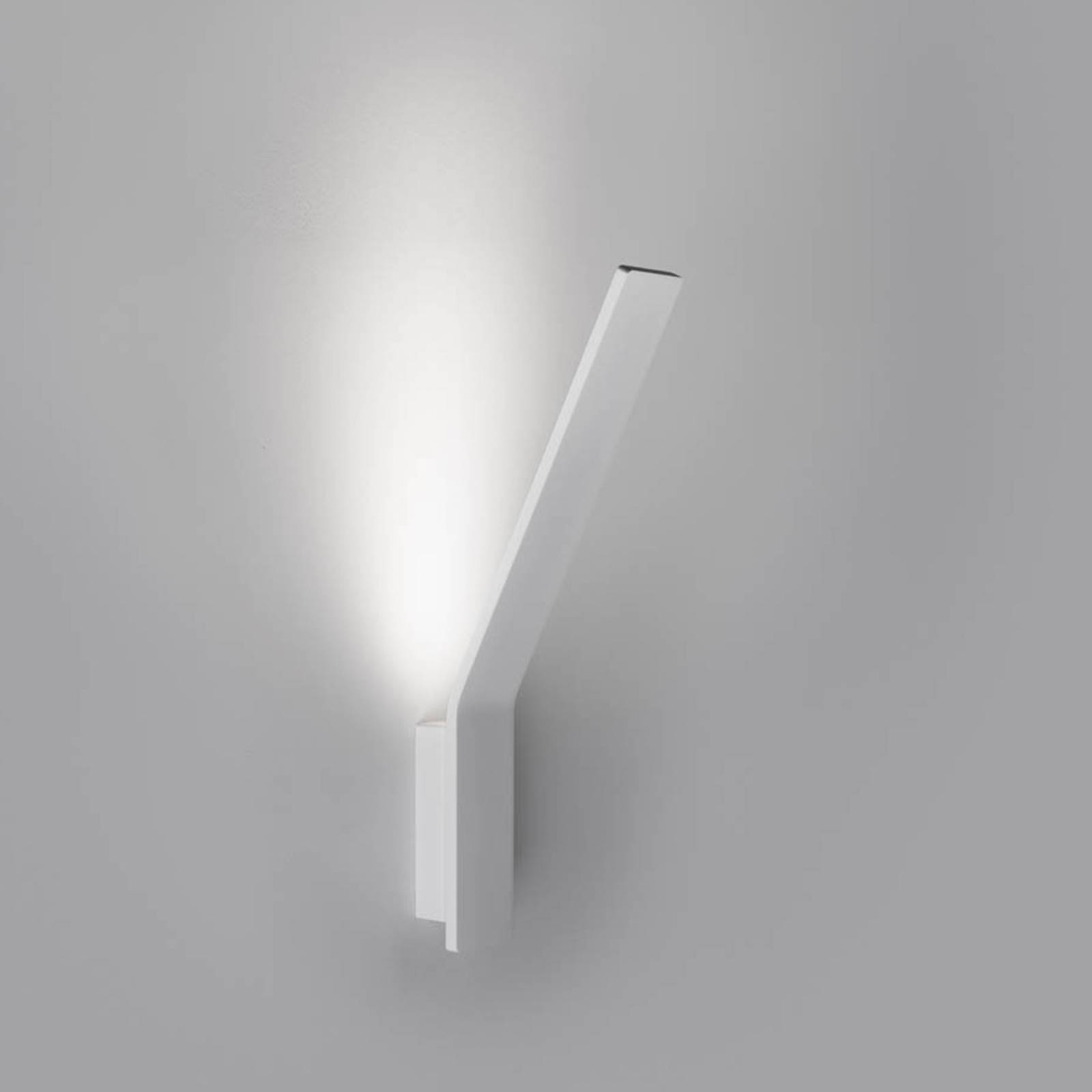 Stilnovo LED-Wandleuchte Lama, 3.000 K, weiß von Stilnovo