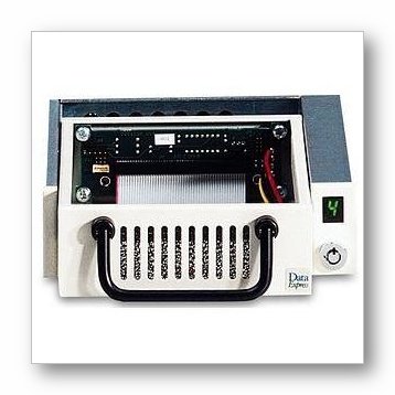 13.33 Storcase DE100 cm, Ultra ATA/133, Eingang 13.33 Storcase DE100 cm, Ultra ATA/133, Eingang von Kingston