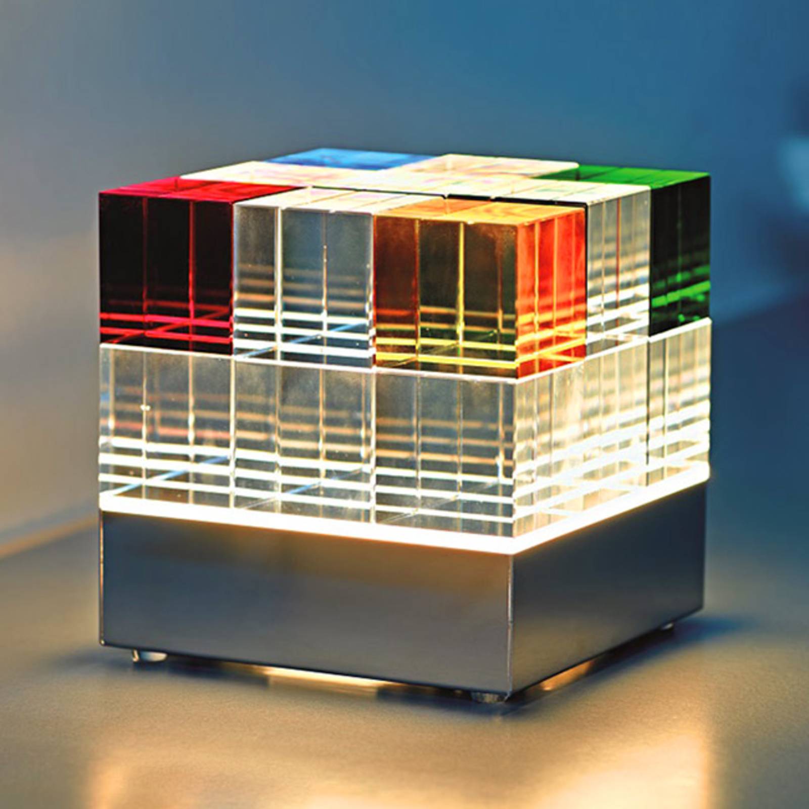 TECNOLUMEN Cubelight LED-Tischleuchte, bunt von TECNOLUMEN