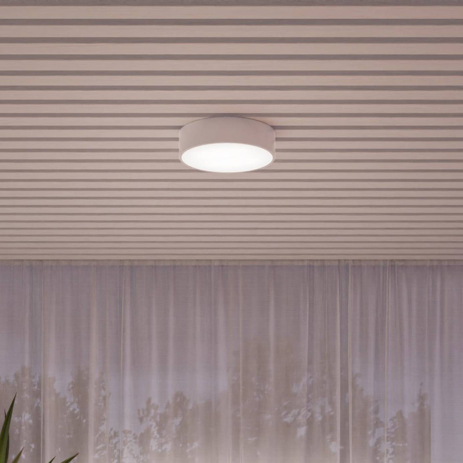 Deckenleuchte Cleo, Ø 50 cm, IP54, weiß, Metall, E27 Deckenleuchte Cleo, Ø 50 cm, IP54, weiß, Metall, E27 von TEMAR LIGHTING