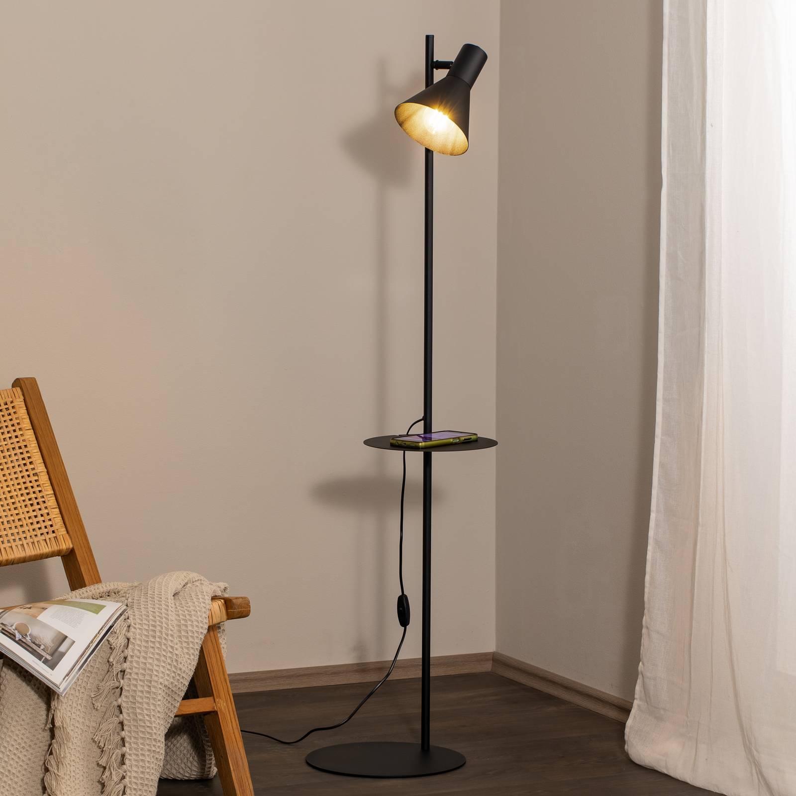Stehleuchte Jump, schwarz, justierbar, Ablage Stehleuchte Jump, schwarz, justierbar, Ablage von TK Lighting