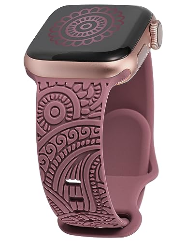 TOYOUTHS Floral Gravierte Armband Kompatibel mit Apple Watch Armband 42/44/45/46/49mm, Frauen Blume Fancy Cute Weich Silikon Sport Armbänder für iWatch 10/9/8/7/6/5/4/3/2/1/SE/Ultra 2, Rauch Violett TOYOUTHS Floral Gravierte Armband Kompatibel mit Apple Watch Armband 42/44/45/46/49mm, Frauen Blume Fancy Cute Weich Silikon Sport Armbänder für iWatch 10/9/8/7/6/5/4/3/2/1/SE/Ultra 2, Rauch Violett von TOYOUTHS
