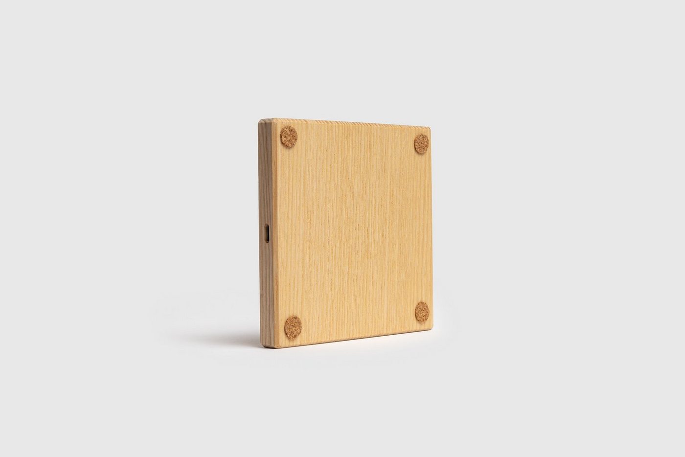 TREED TREEDWA Holz Qi-Charger MagSafe 15W Esche Wireless Charger TREED TREEDWA Holz Qi-Charger MagSafe 15W Esche Wireless Charger von TREED