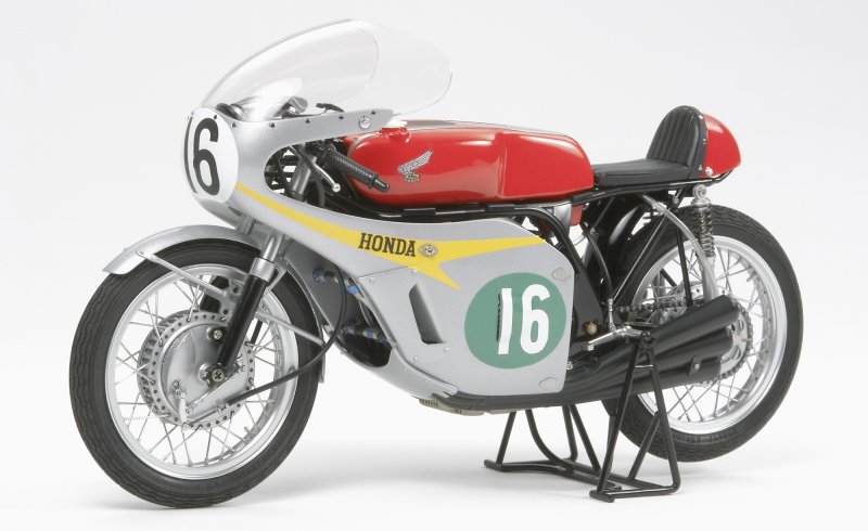 Honda RC166 GP Racer 1960 von Tamiya