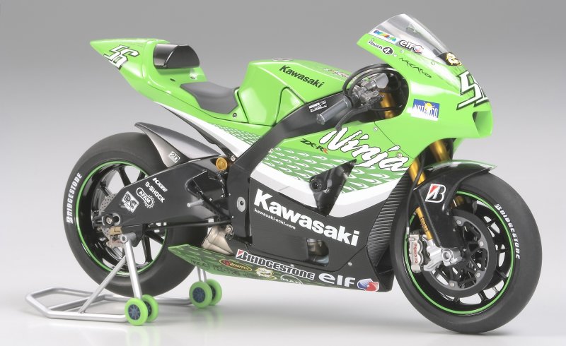 Kawasaki Ninja ZX-RR Kawasaki Ninja ZX-RR von Tamiya