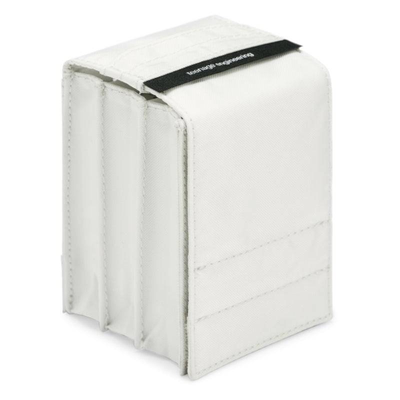 Teenage Engineering Field Accordion Bag White for TX-6 von Teenage Engineering