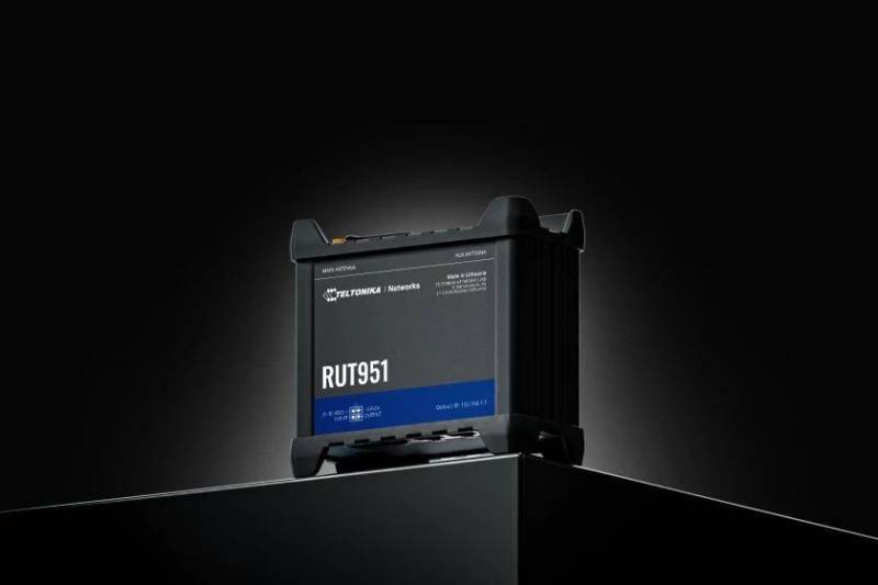 Teltonika RUT951 LTE/4G Industrial Router (RUT951200F00) von Teltonika