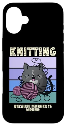 Gemütliches Krimistricken, weil Mord falsch ist Hülle für iPhone 16 Plus von The Cozy Mystery Company