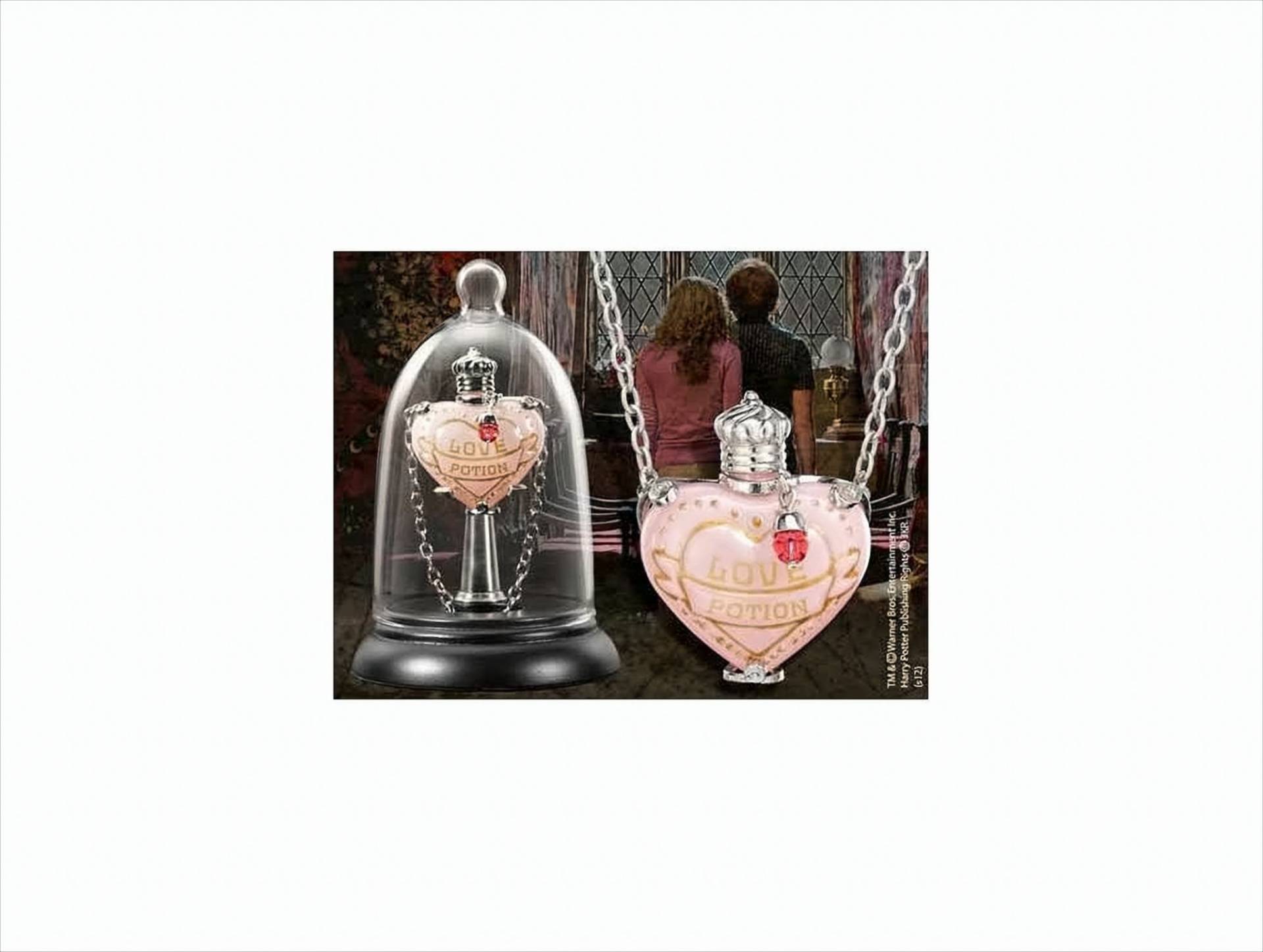 Harry Potter - Anhänger mit Kette und Schmuckvitrine - Love Potion von The Noble Collection