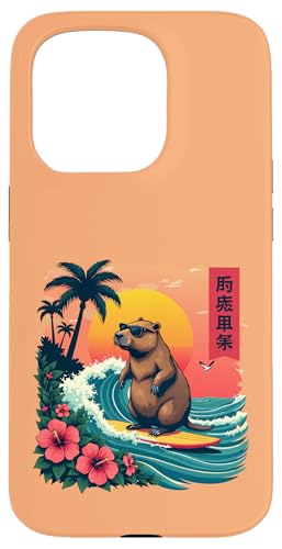 Capybara Reitwellen mit tropischem Sonnenuntergang Capybara Surfen Hülle für iPhone 15 Pro Capybara Reitwellen mit tropischem Sonnenuntergang Capybara Surfen Hülle für iPhone 15 Pro von The Wave Capybara Surfing rodent Retro Funny tees