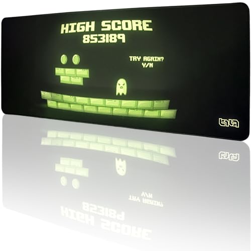 Tilt Schreibtischunterlage 50x50 cm Gaming Mauspad XXL | Rutschfester Mousepad Groß für Schreibtisch und PC Gadgets | Wasserdichter Desk Mat (High Score) von Tilt
