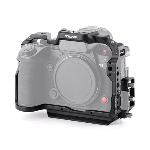 Tilta S1R II Käfig, Voller Kamerakäfig kompatibel mit S1R II/S5 II/S5 IIX/G9 II mit USB-C Kabelklemme, 1/4″-20 Gewinde - Schwarz TA-T80-FCC-B Tilta S1R II Käfig, Voller Kamerakäfig kompatibel mit S1R II/S5 II/S5 IIX/G9 II mit USB-C Kabelklemme, 1/4″-20 Gewinde - Schwarz TA-T80-FCC-B von Tilta