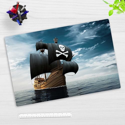 Schreibtischunterlage Kinder und Erwachsene – “Piratenschiff“ – aus erstklassigem Vinyl (Kunststoff) – 60 x 40 cm – Rutschfeste Schreibunterlage mit bestem Schutz – Made in Germany von Tischsetmacher